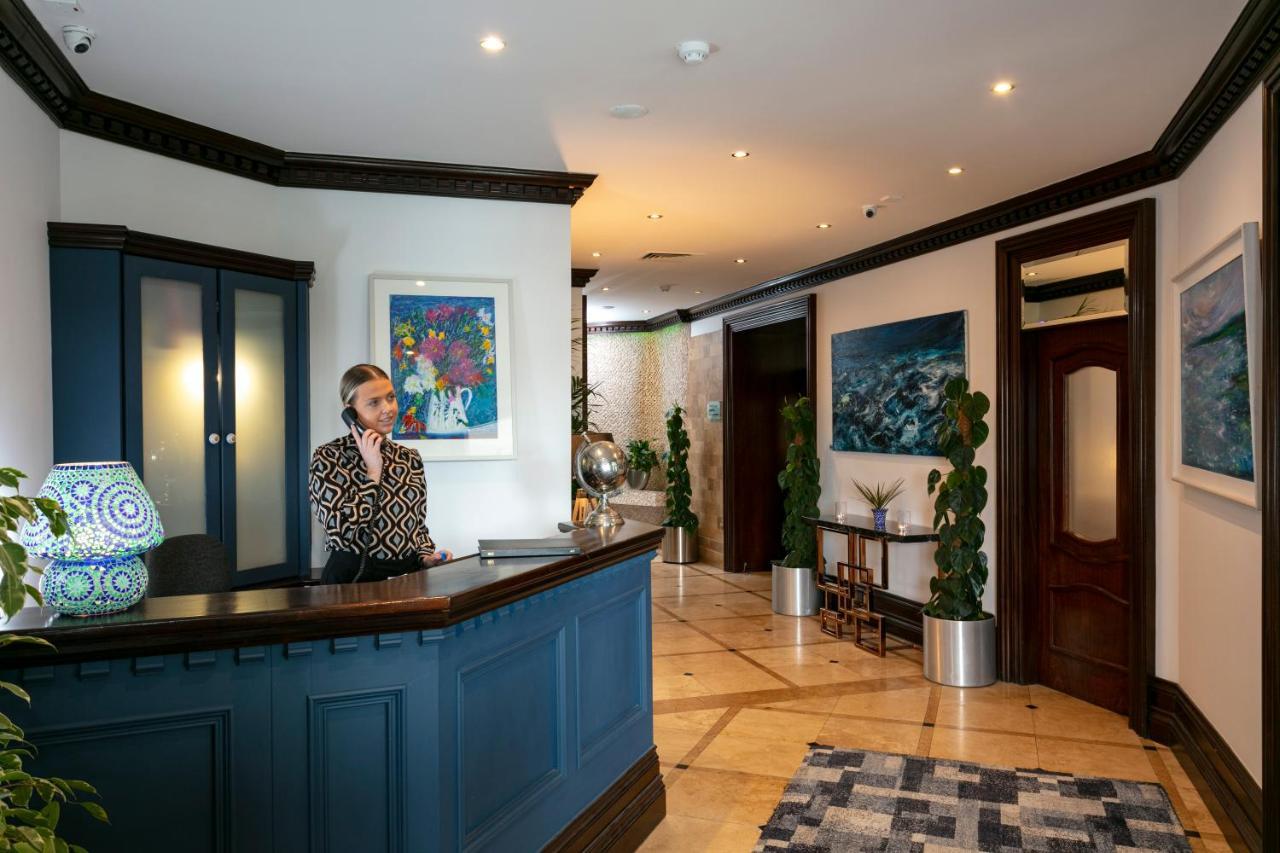 Schull Harbour Hotel & Leisure Centre Exterior photo